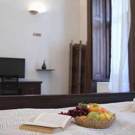 Grand Blvd Boutique Opera & Gold Bath * Budapest