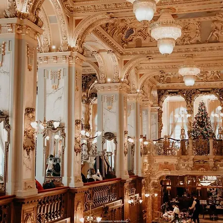 Grand Blvd Boutique Opera & Gold Bath